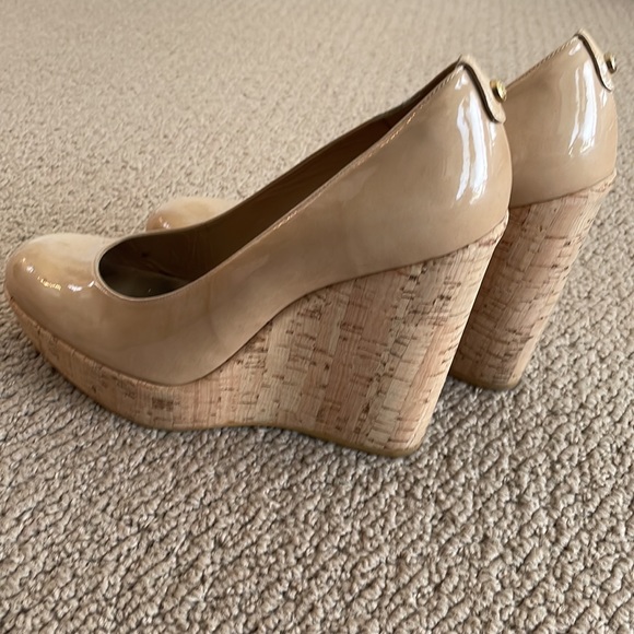 Stuart Weitzman classsic wedge - Picture 10 of 11